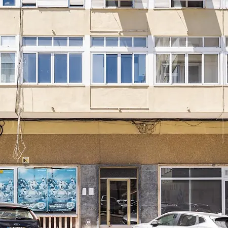 Akicity Alameda Yellow Apartment